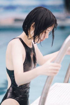 赤裸与恐惧